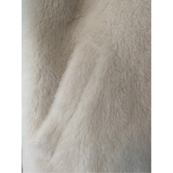 MAX MARA
Teddy Bear Icon wool coat - Picture 9 of 13